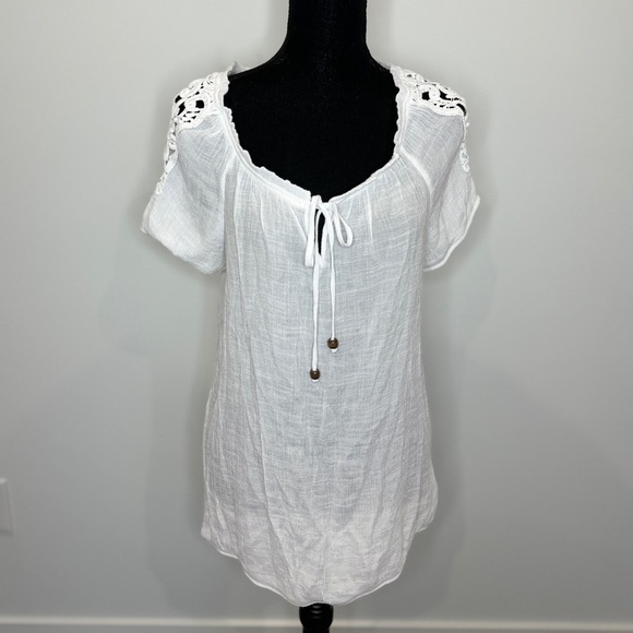 AGB White Sheer Short Sleeve Blouse (XL) - Picture 2 of 10